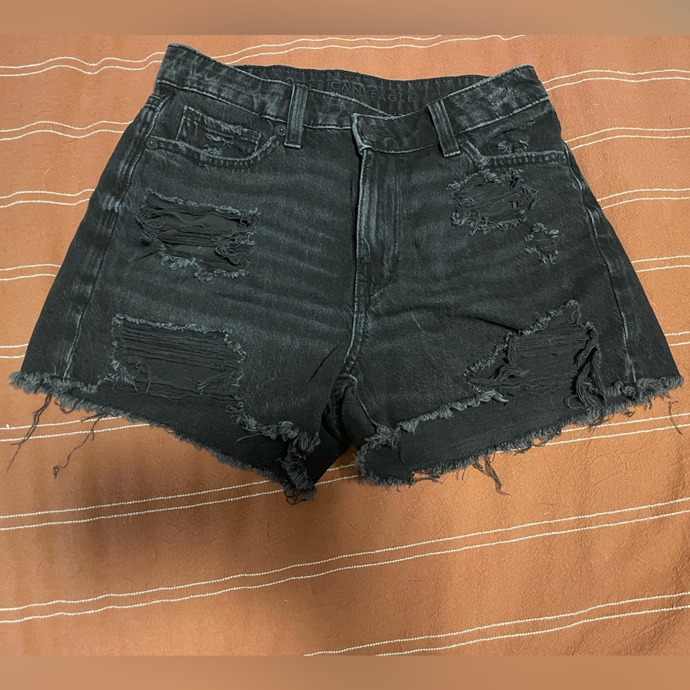 American Eagle Mom Short